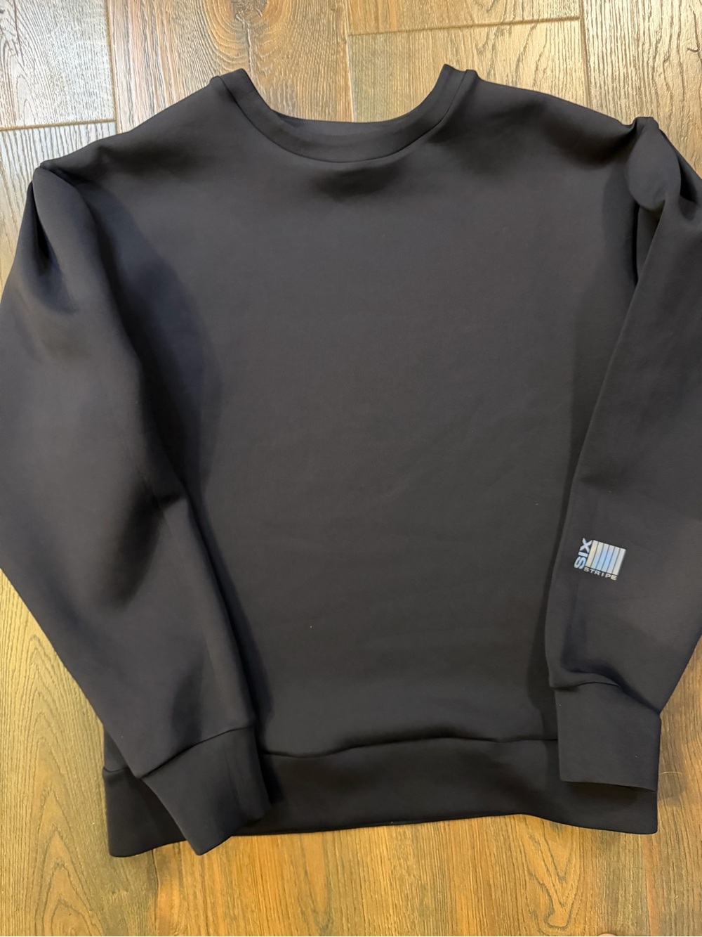 Ultracor Women’s Black Crewneck Sweatshirt -